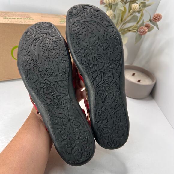 Naot Dorith Strappy Comfort Flat Sandal Leather Kiss Red Women's US 10 EU 41 - Picture 8 of 11